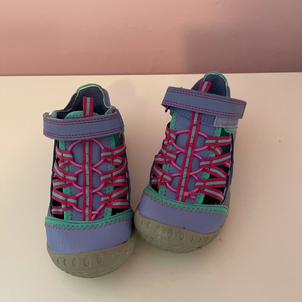 Harper Canyon little girls sandals